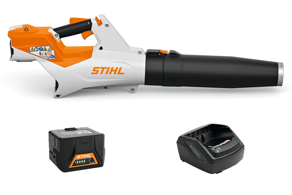 Souffleur STIHL BGA 60 compact 38V, débit 780 m³/h, vitesse 209 km/h. Léger (2,3 kg) et puissant pour un entretien rapide et silencieux des jardins et terrasses.
